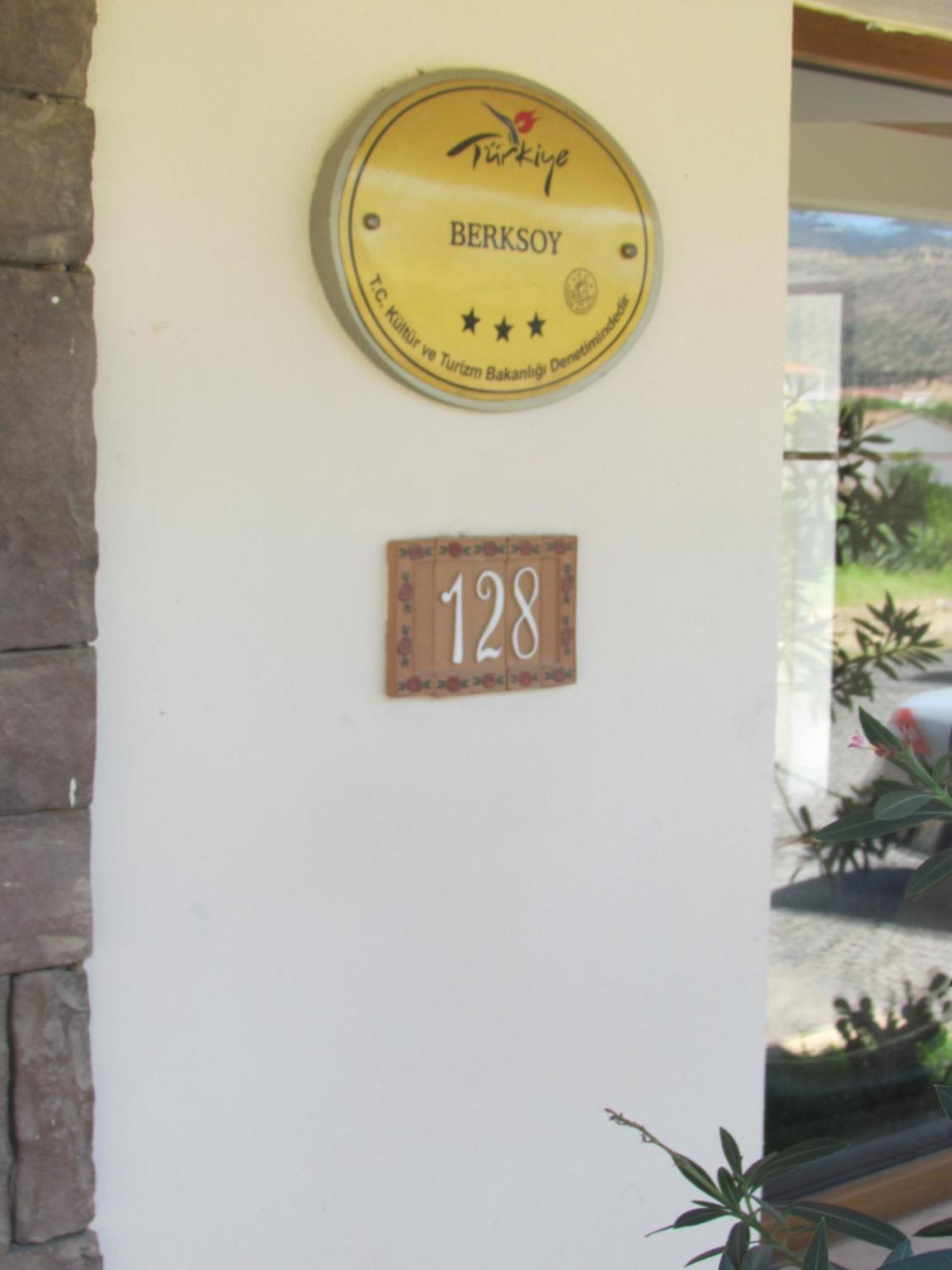 Berksoy Hotel แบร์กามา ภายนอก รูปภาพ