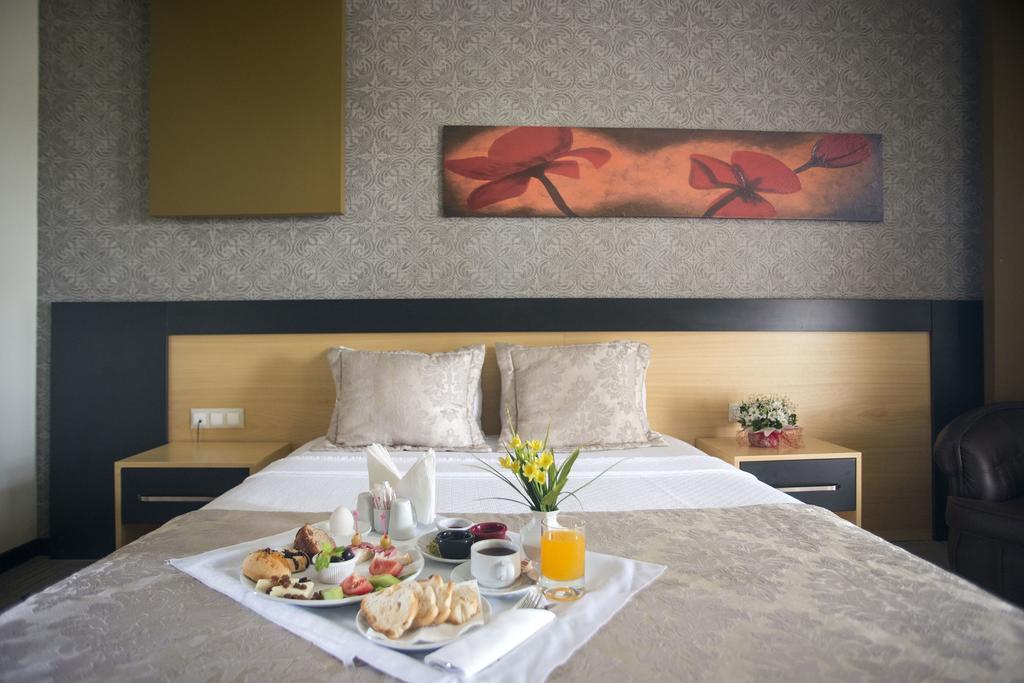 Berksoy Hotel แบร์กามา ภายนอก รูปภาพ